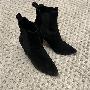 Steve Madden Sleek Black Ankle Booties